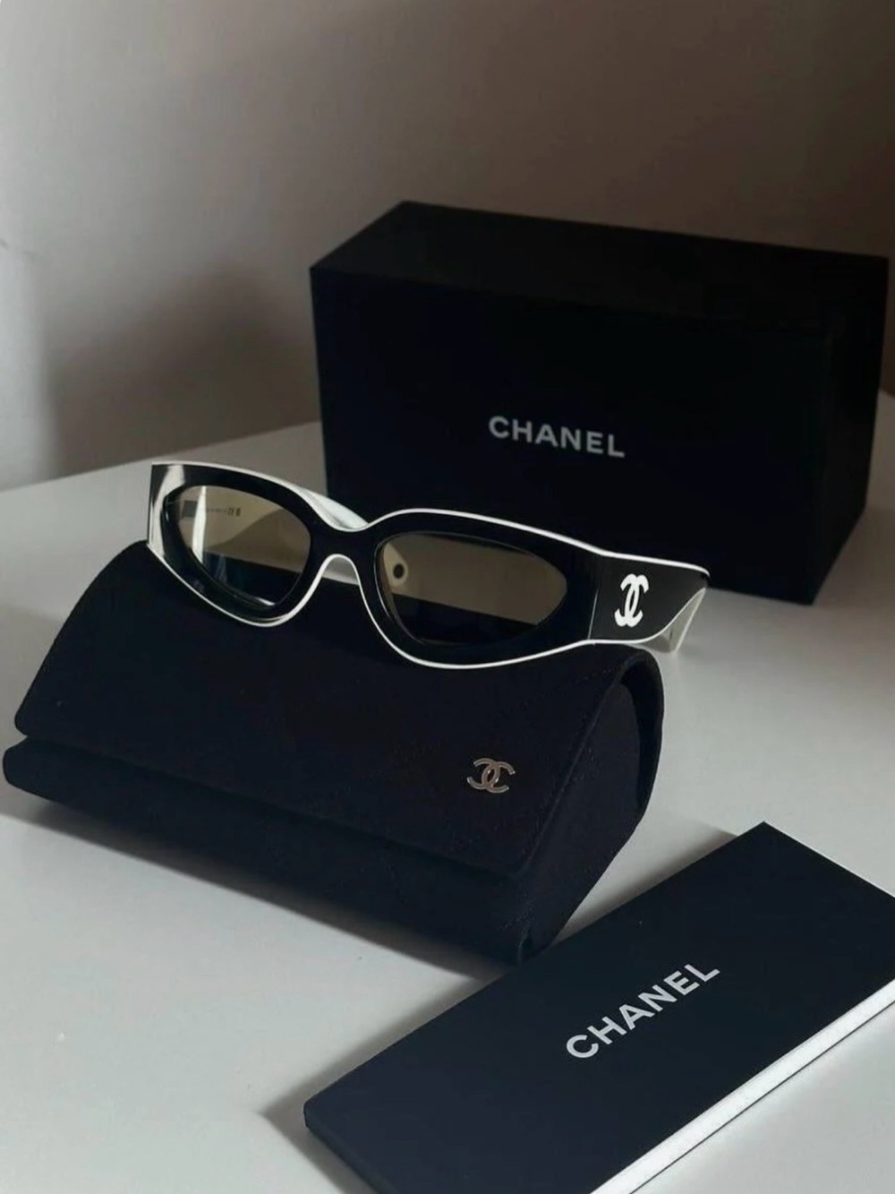 CHANEL Black and White Cat-Eye Sunglasses